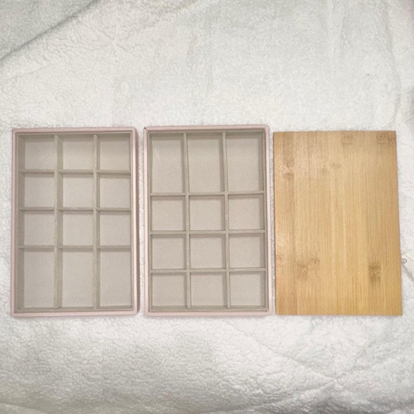 Heritage Living stackable jewelry organizer trays with bamboo lid - Picture 6 of 7